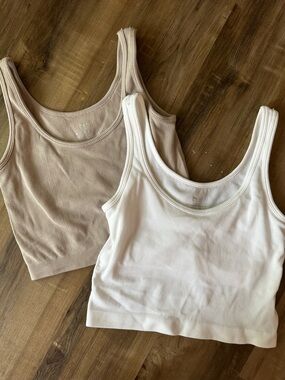 2 PACK PRO FIT CROPPED TANKS